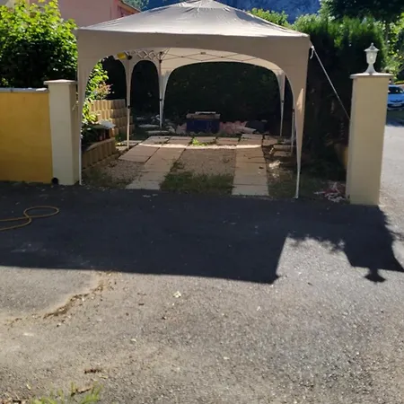 2pièces Proche Centre Couette-café 2*